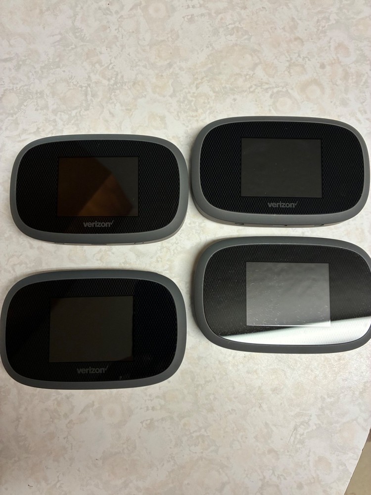 Verizon Jetpack 8800L MiFi Mobile Hotspot (Verizon) - Good