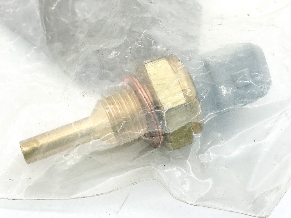 New Hyster 1584140 Engine Coolant Temperature Sensor