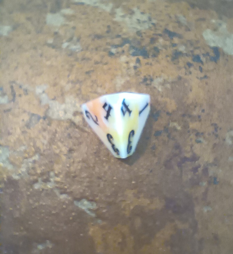 Sharp Edge 9pc Dice Set Candy Corn INTERSTELLAR DICE D2 D4 D6 D8 D10 D% D12 2D20