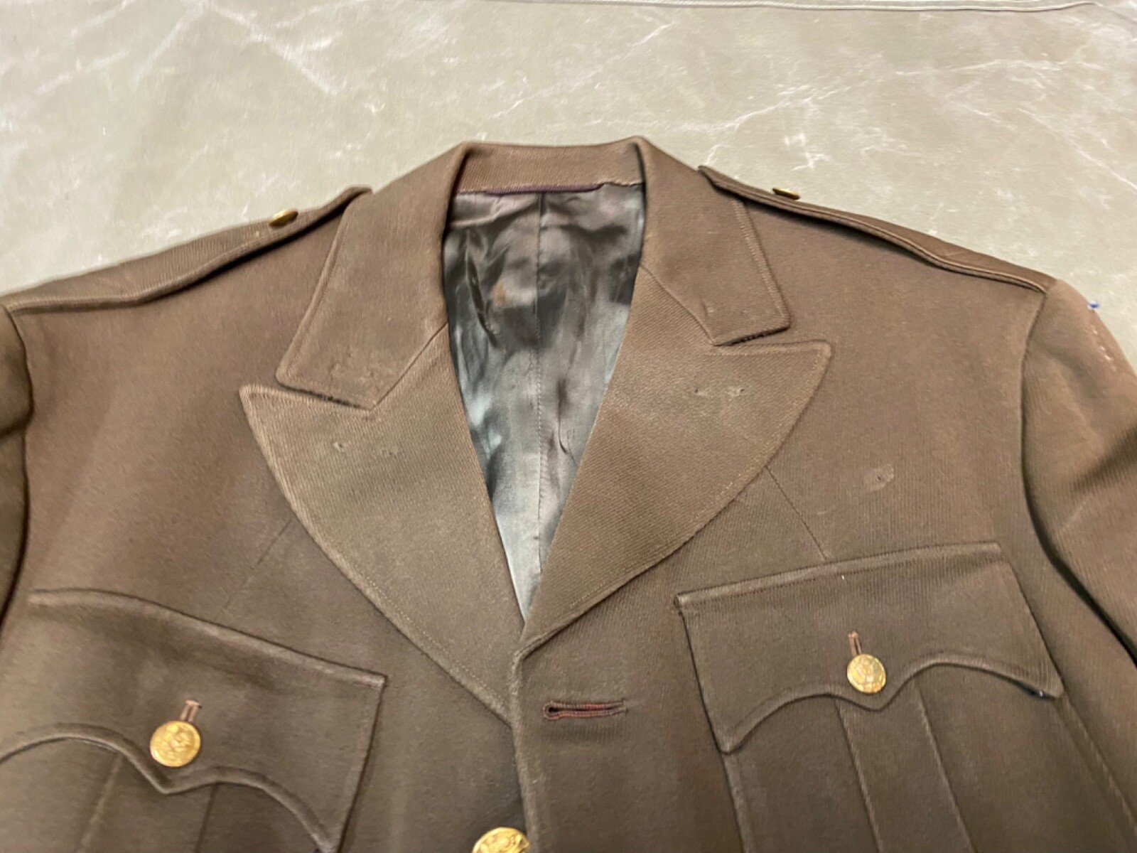 ORIGINAL WWII US ARMY OFFICER CLASS A DRESS JACKET- MEDIUM 40R