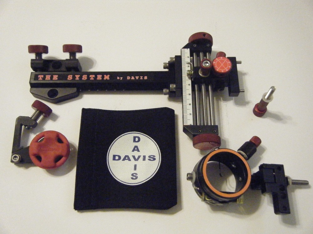 4" DAVIS TARGET SIGHT- Double knob-5.75 -black/red knobs-scope .010 green.