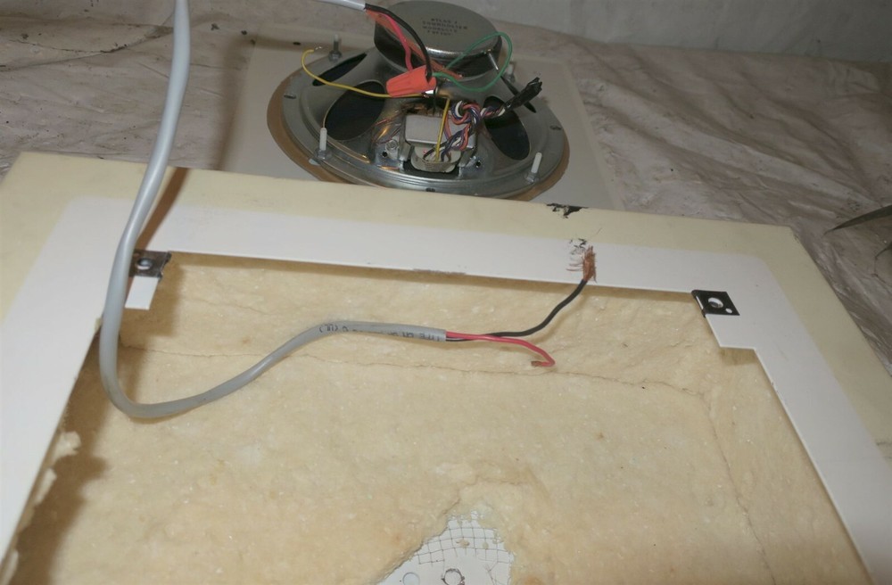 Wall Mounted Building Speaker Box w Speaker