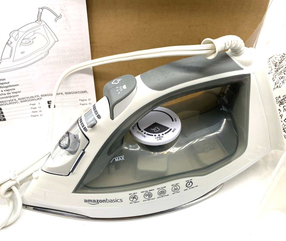 AmazonBasics 1700W Stainless Steel Steam Iron Multi‑Fabric Settings 200ml