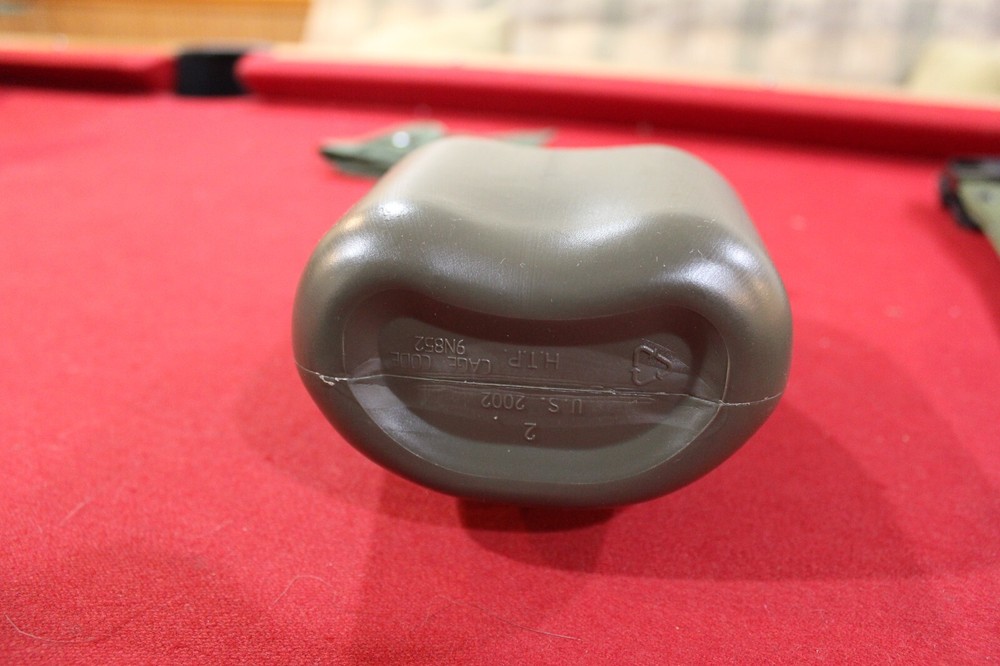 MILITARY SURPLUS PLASTIC WATER CANTEEN NEW OLD STOCK