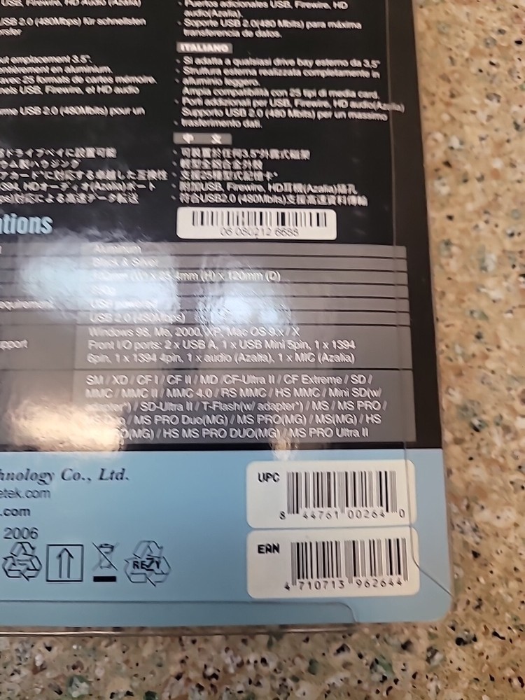 SilverStone SST-FP34B Premium 3.5" Card Reader and Front I/O Combo Device