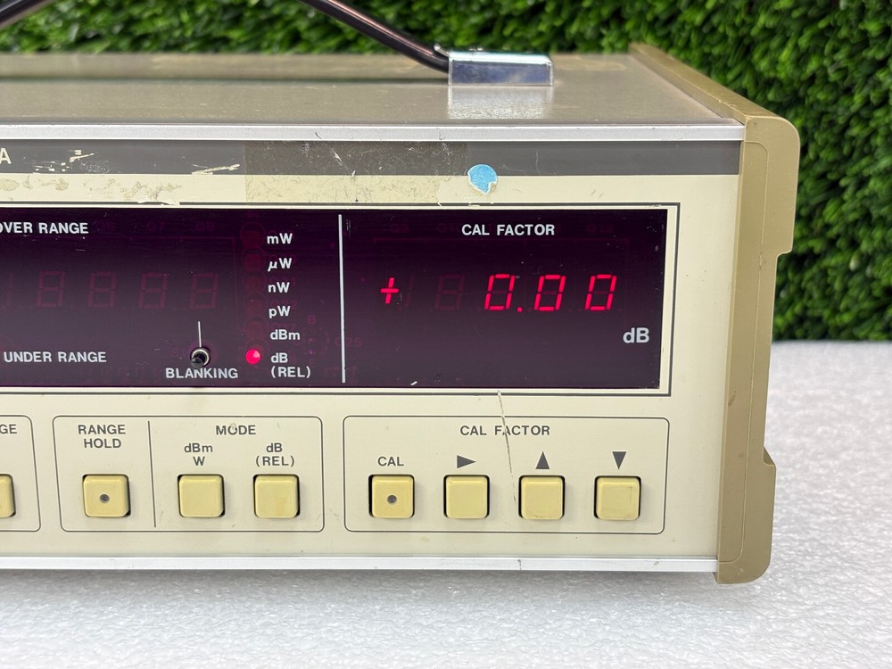 Pre Owned | Anritsu ML93A Optical Power Meter - Beige | Great Condition
