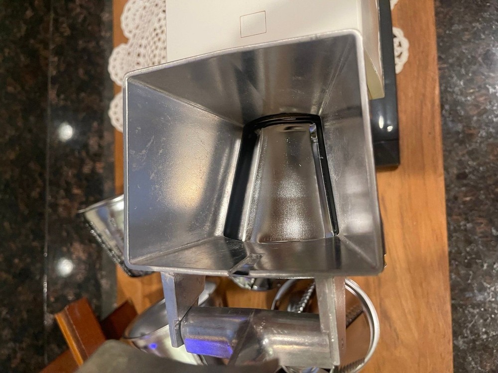 Rival Grind-O-Matic 2700 Salad Shredder/ Chopper