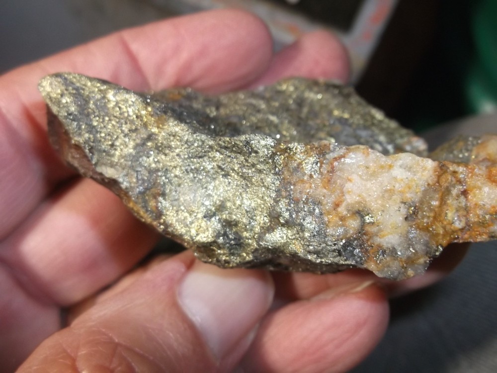gold silver copper ore, 130 grams samples ,ore high grade .