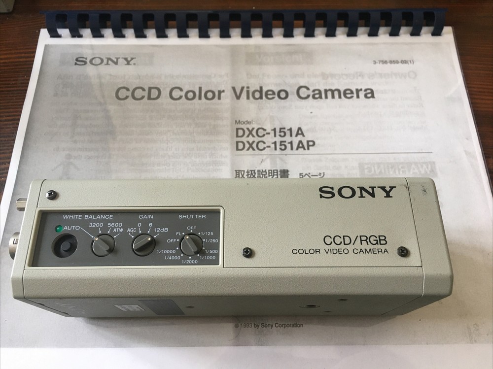 Sony DXC-151 CCD/RGB Color Video Camera Microscope / Security C-Mount