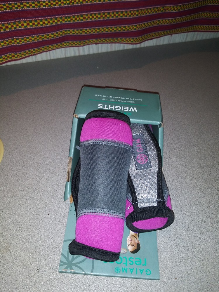 Gaiam Restore 2LB Comfortable Mesh Strap Walking Weights