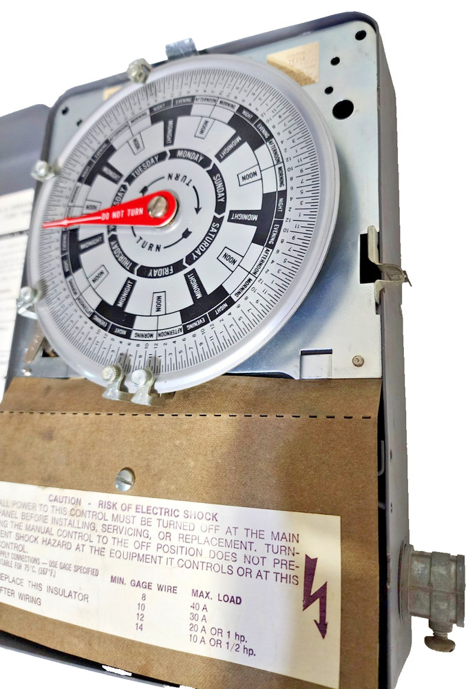 DAYTON Electronic Timer Model 2E214, 7-Day Timer Switch