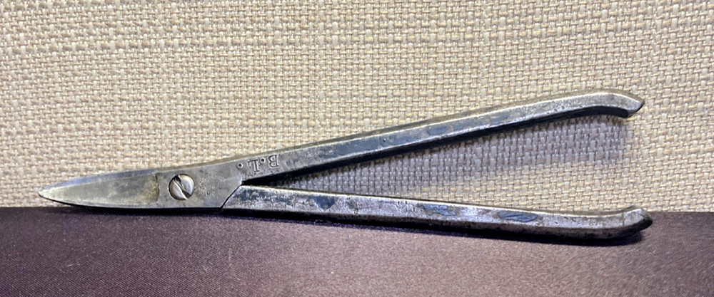 VINTAGE J WISS & SONS J - 7 SCISSORS