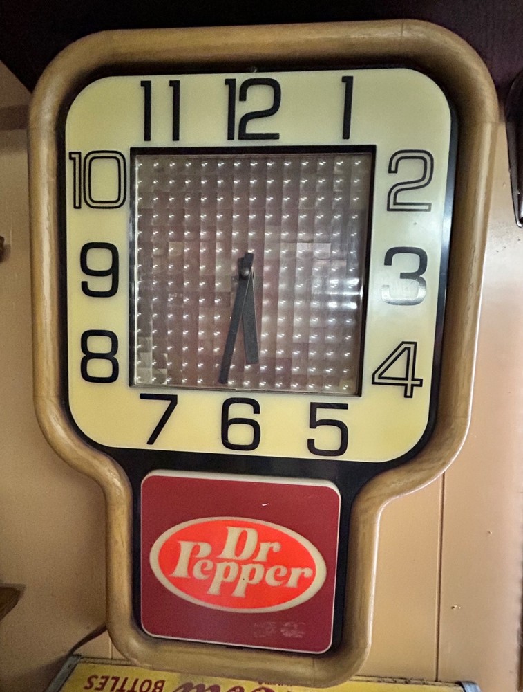 Dr Pepper Clock