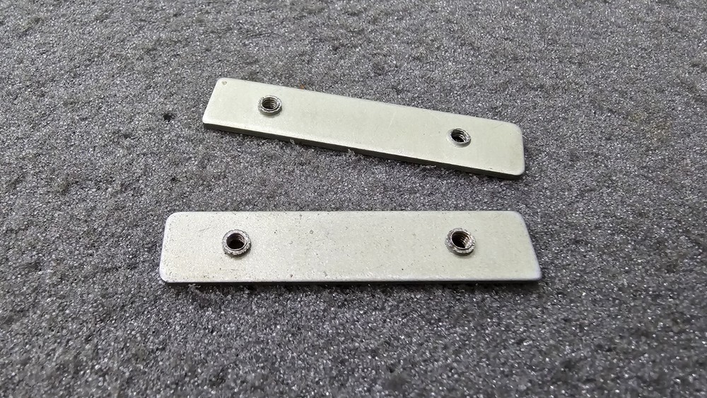 Technics Sl1200, Sl1210. 2x Dust cover Hinge Support