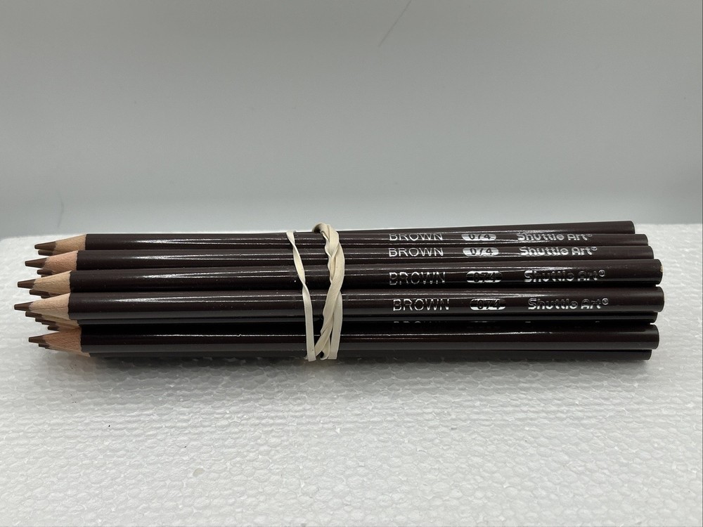 (20 COUNT) BROWN 074 - Shuttle Art Colored Pencils