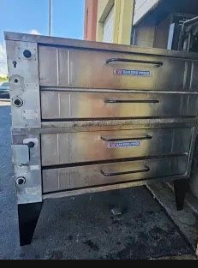 Used Bakers Pride Y600 Pizza Oven Double stack