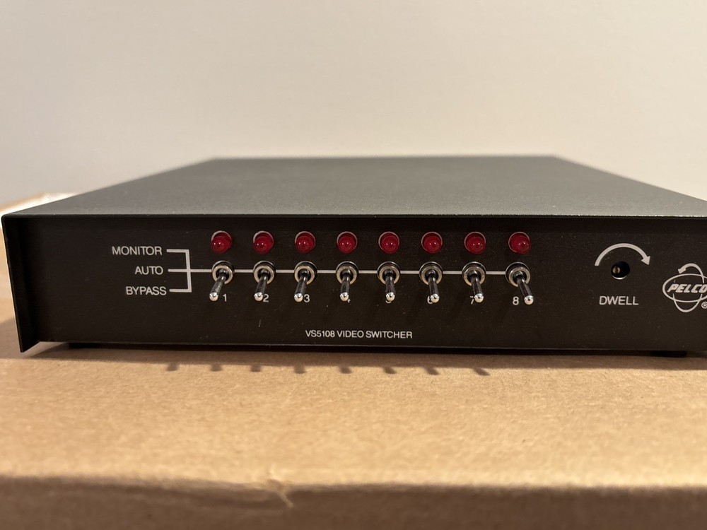 Pelco VS5108 8-input Sequential Video Switcher - Untested.