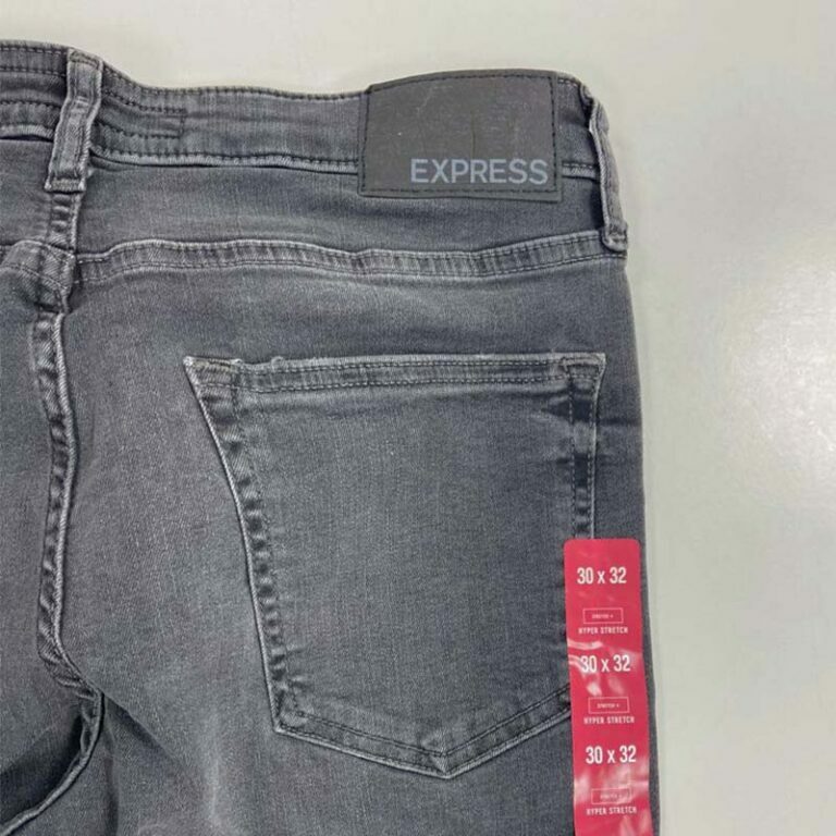 EXPRESS Jeans Mens Hyper Stretch Distressed Slim New without tag