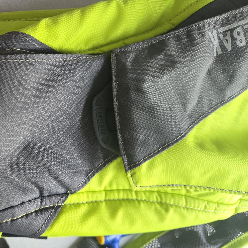 Camelbak Hydration Backpack 50 Oz./ 1.5L Black Hydrobak