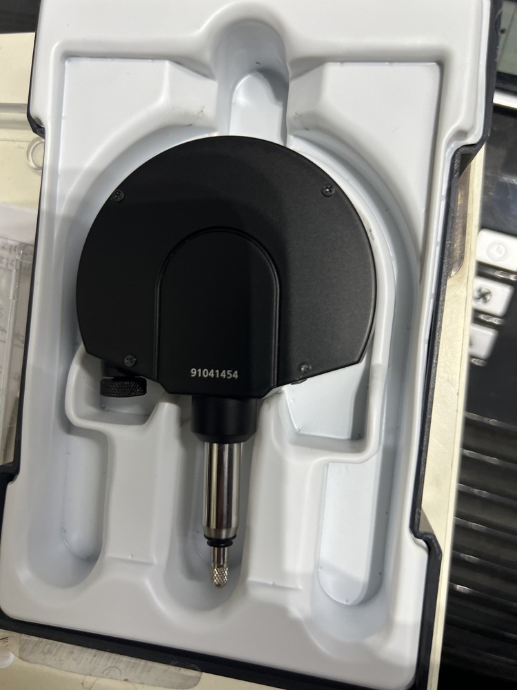 MAHR Precision Dial Millimess Mechanical Dial Comparator - Micron Accuracy