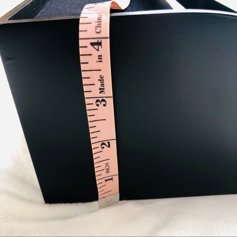 NIB Black Compact Charging Station Organize Multiple Devices HInged Back Panel