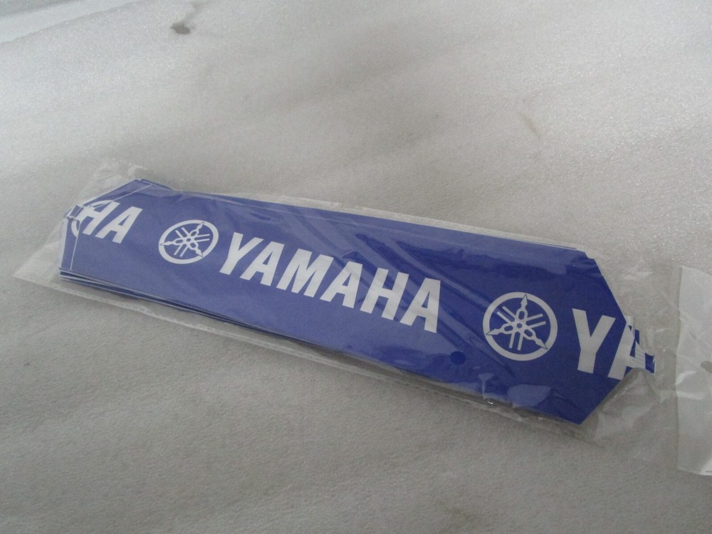 Yamaha Party Streamers BLUE