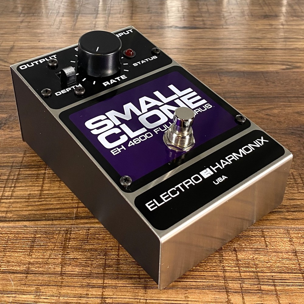 Electro-Harmonix EHX Small Clone Analog Chorus Guitar Effect Pedal