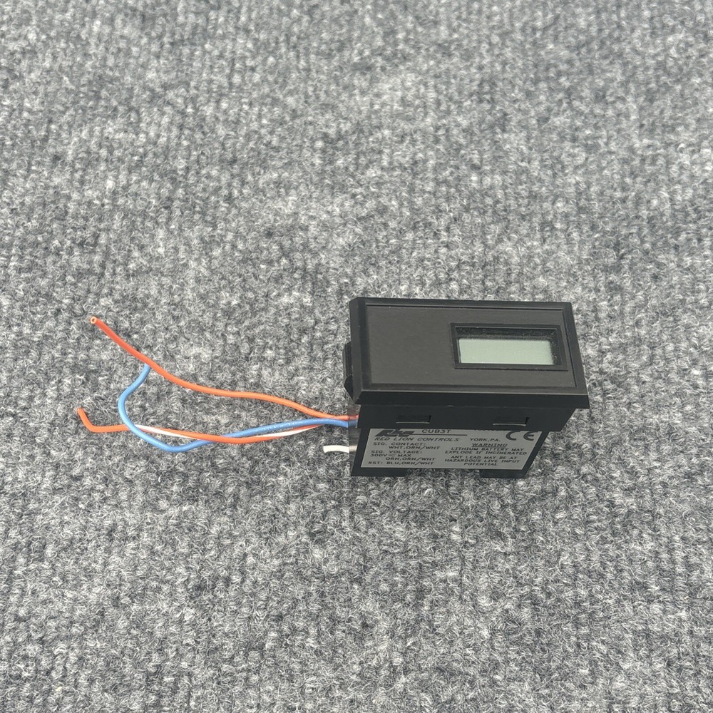 Red Lion Controls CUB3T310 Digital Panel Meter Counter, Timer Used