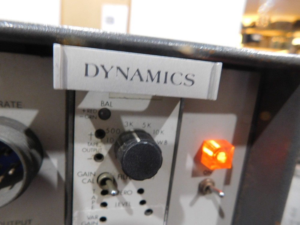 Dynamics: 7600A Signal Conditioner . Model: 7914AD/VX. Rev. A