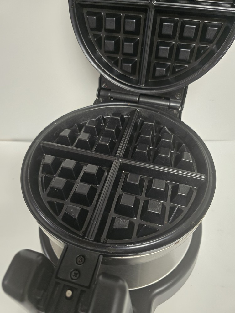 Waring Pro Belgian Waffle Maker Model WWM450PC Operational Free Ship