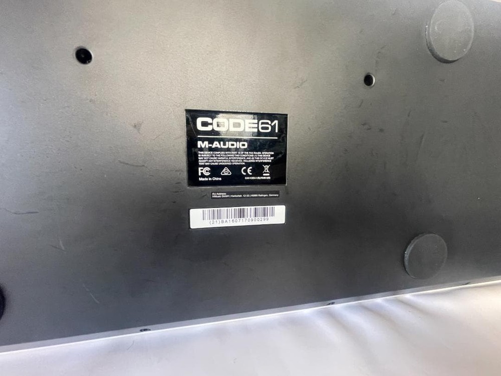 M-AUDIO CODE 61 MIDI Keyboard Controller 61-Key