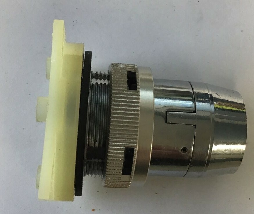 SQUARE D TS1K3 NQ1101 KEY OPERATED SELECTOR SWITCH SER.A