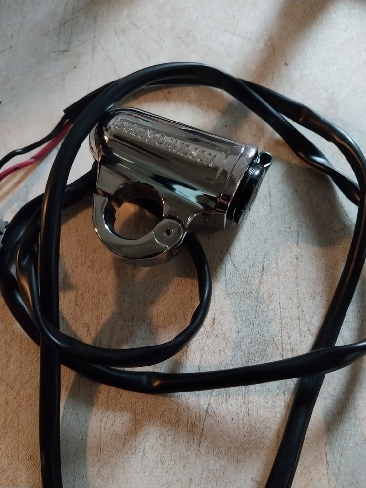 Harley Chrome Handlebar Mounted 12 Volt Accessories Port