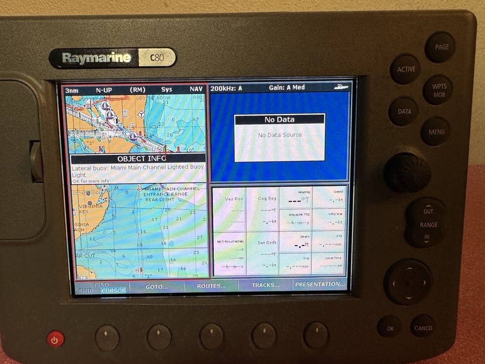 Raymarine C80 E02020 Chartplotter & MFD Display PLUS NAV CHIP and DSM30
