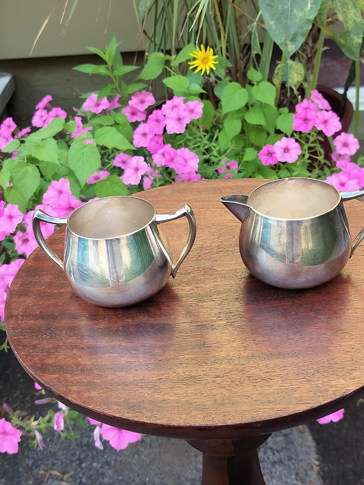 F. B. ROGERS SILVER CO. SILVER ON COPPER CREAMER AND SUGAR Bowl