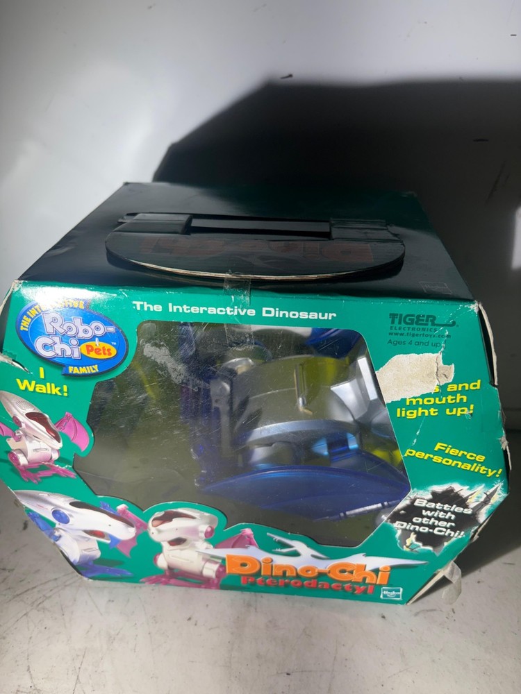Tiger Electronics Dino-Chi Pterodactyl interactive toy dinosaur New