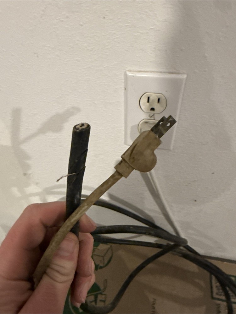 Vintage Maverick 250 Amp