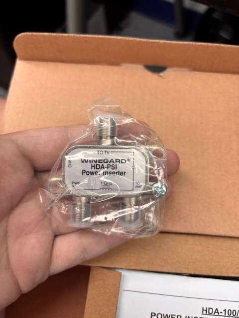 WINEGARD - HDA-100 - 15 dB Gain Distribution Amplifier