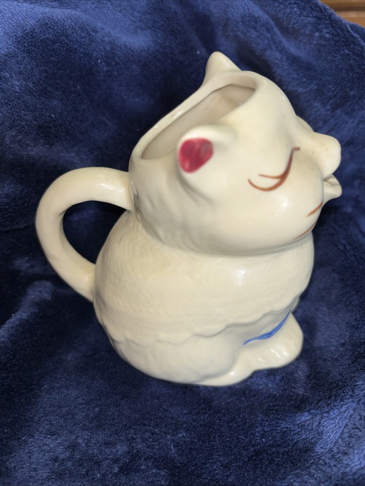 Pattened Puss And Boots Cream Pitcher