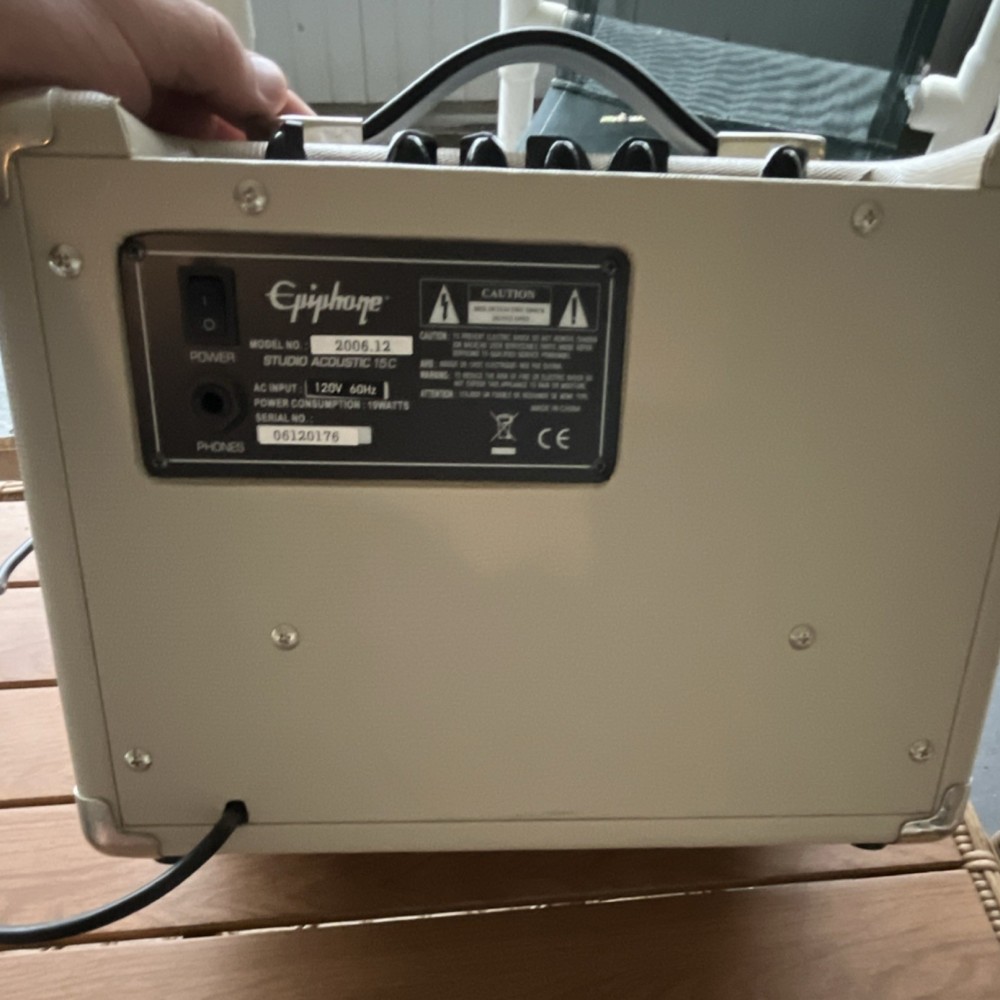 Epiphone Studio Acoustic 15C Combo Guitar Amplifier Solid State 15W 2-Channel