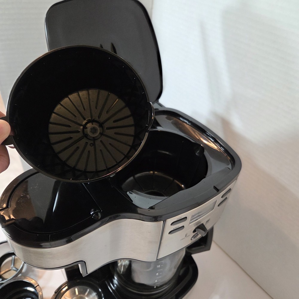 Hamilton Beach 2-Way Programmable Coffee Maker Single Serve & 12-Cup Pot 49980R