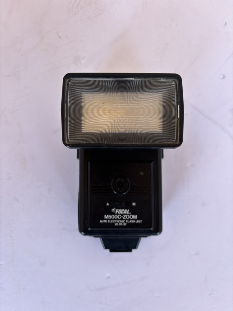 FOCAL M500C ZOOM Auto Electronic Flash  Vintage