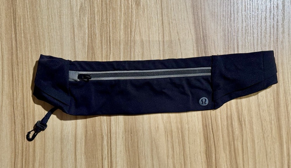Lululemon Running Waist Pack Black Adjustable