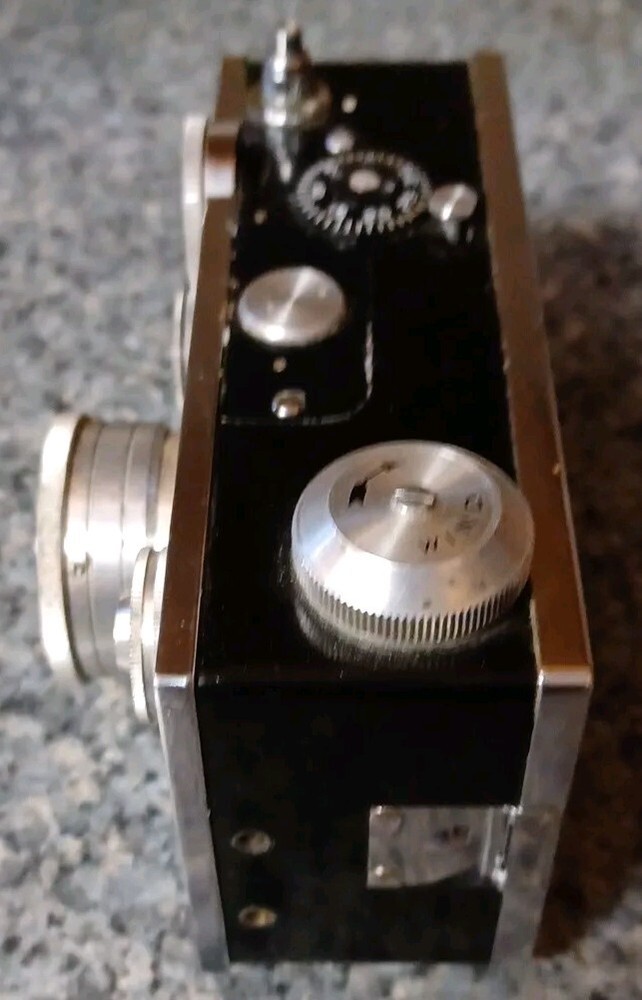Vintage 1950's Argus Rangefinder Camera 50MM Cintar Lens Leather Case & Flash