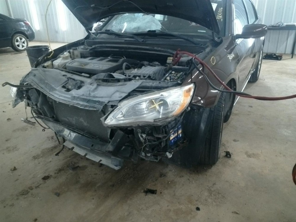 200 2013 High Mounted Stop Light 104930448