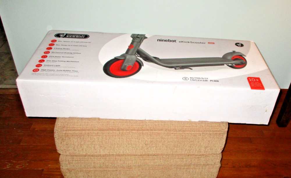 SEGWAY NINEBOT ZING C20 eKICKSCOOTER NIB