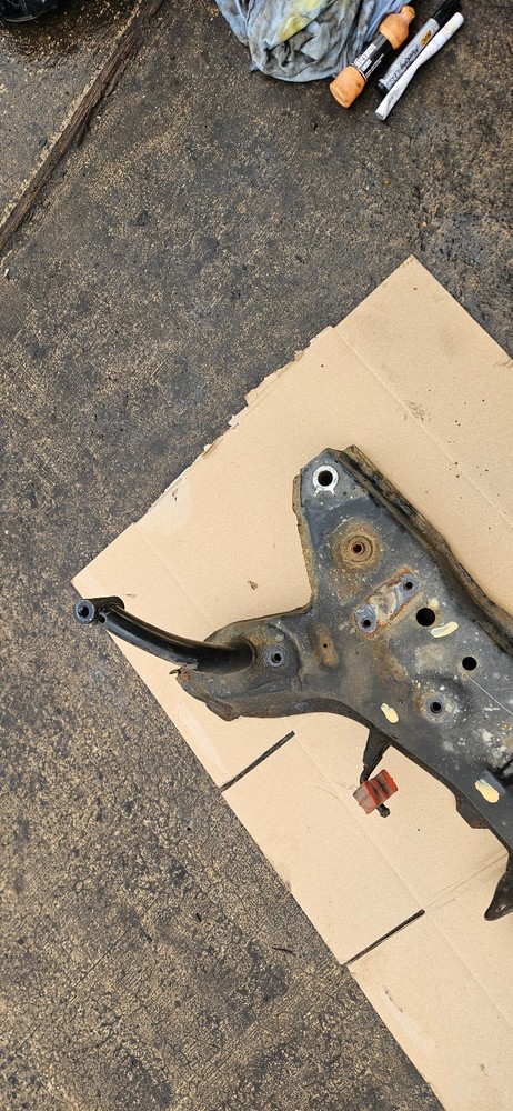 FORD ECOSPORT B515 MK2 2016 FRONT SUSPENSION SUBFRAME