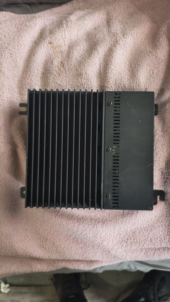 OEM 02-08 Jaguar X Type Amplifier