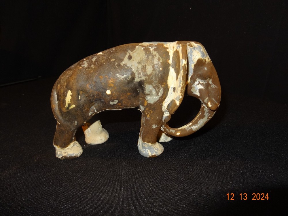 ANTIQUE ELEPHANT CAST IRON DOORSTOP