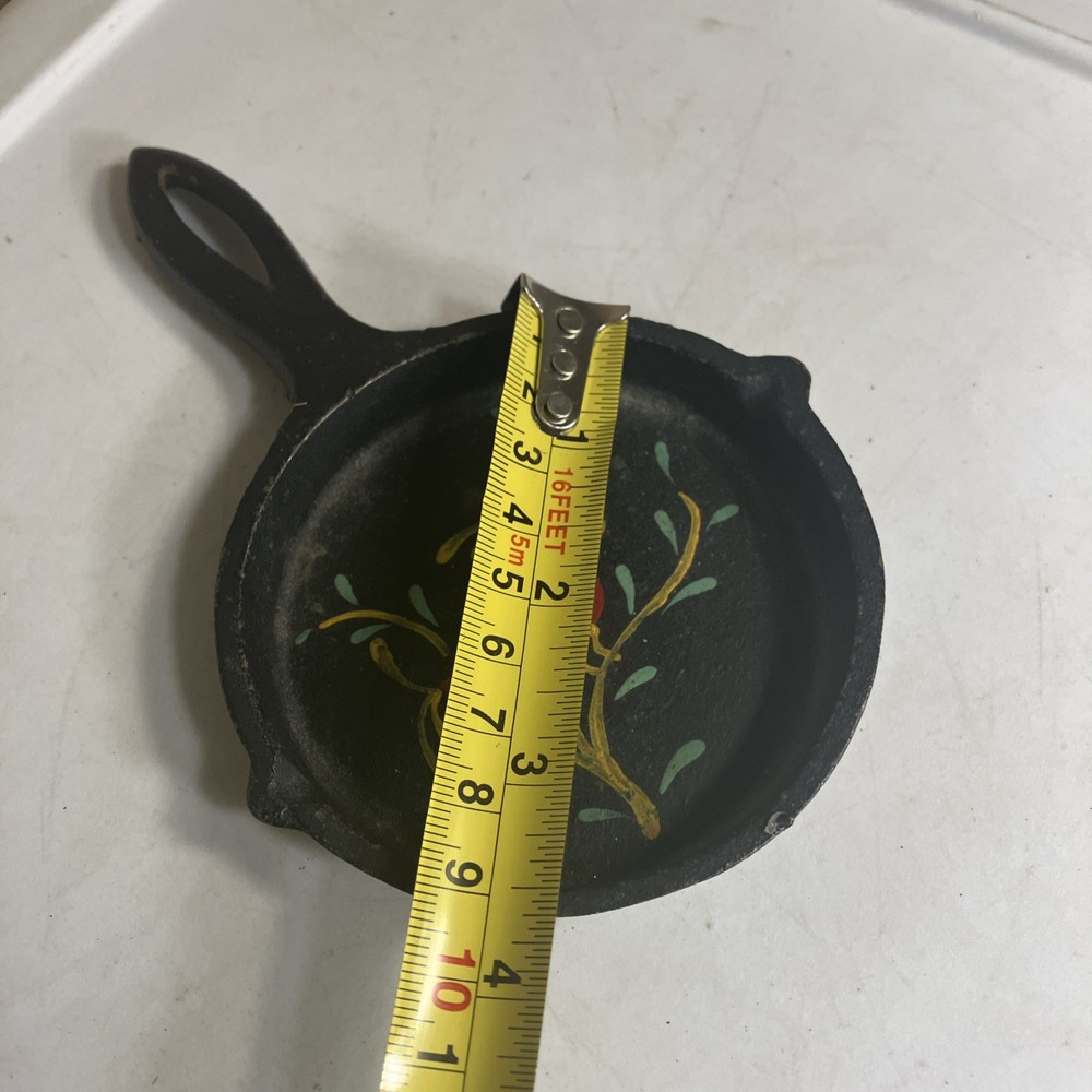 Miniature Decorative Cast Iron Frying Pan Vintage
